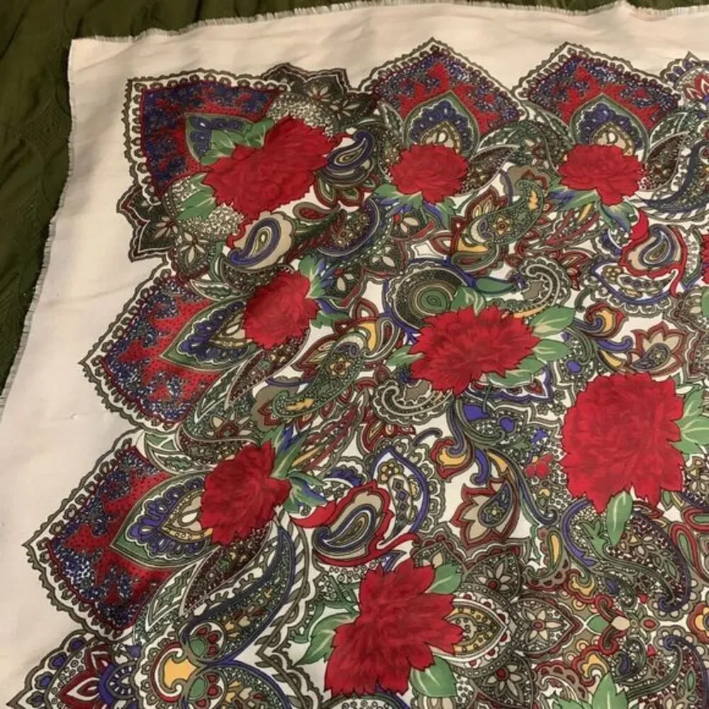 LAURA BORGHESE Square Scarf Wrap fringed‎ 88” x 88” Floral Rose Paisley Cottage